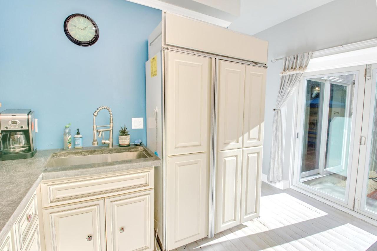 Spacious Oasis - Parking, Private Patio & Roofdeck Apartamento *