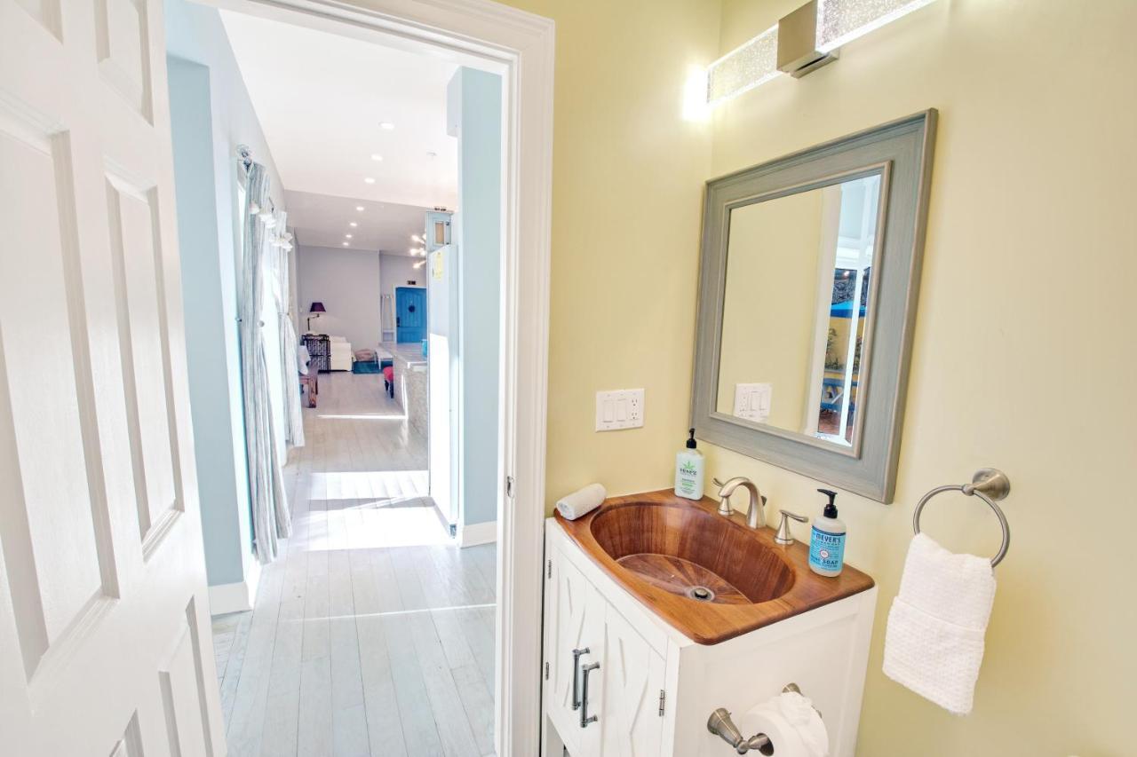 Spacious Oasis - Parking, Private Patio & Roofdeck Apartamento Filadelfia