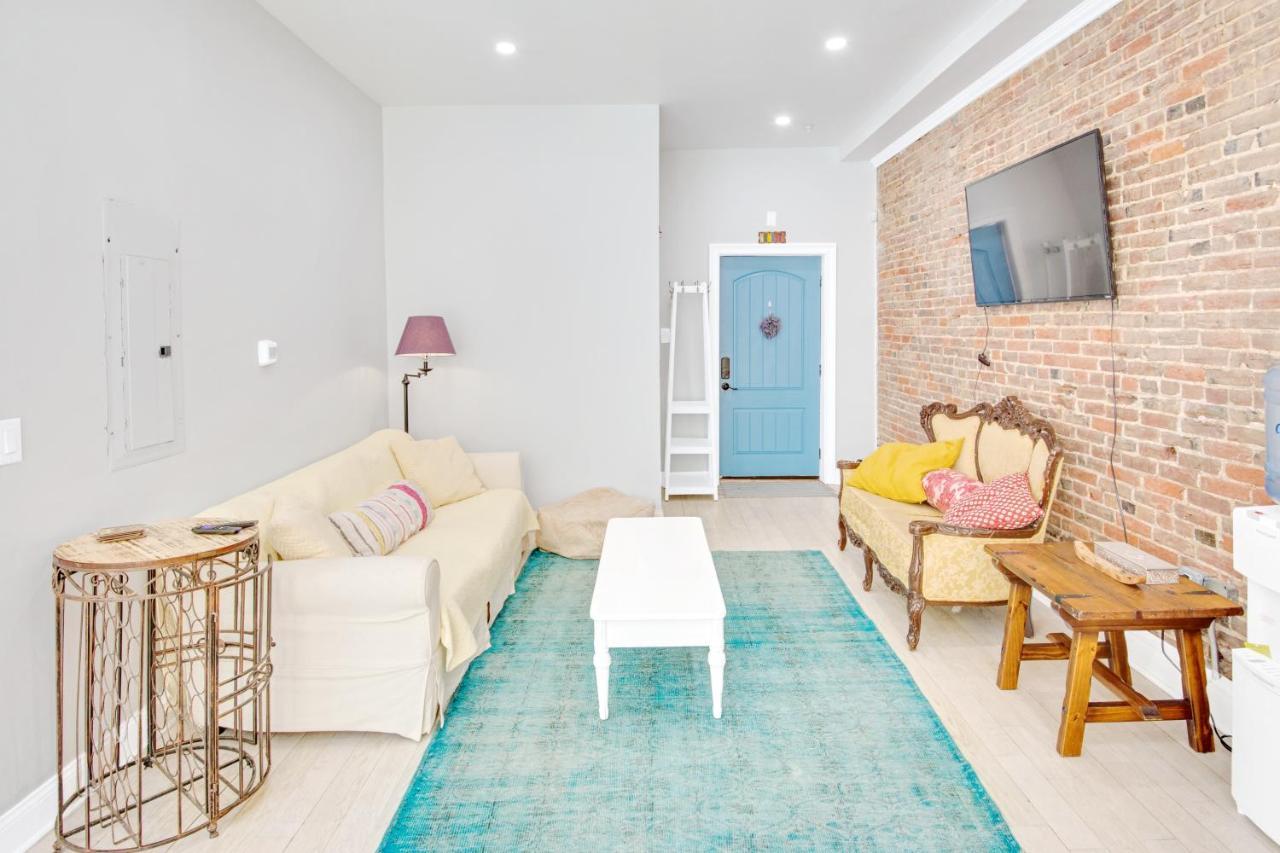 Spacious Oasis - Parking, Private Patio & Roofdeck Apartamento *